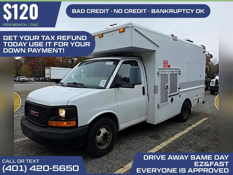 2009 GMC Savana's photo