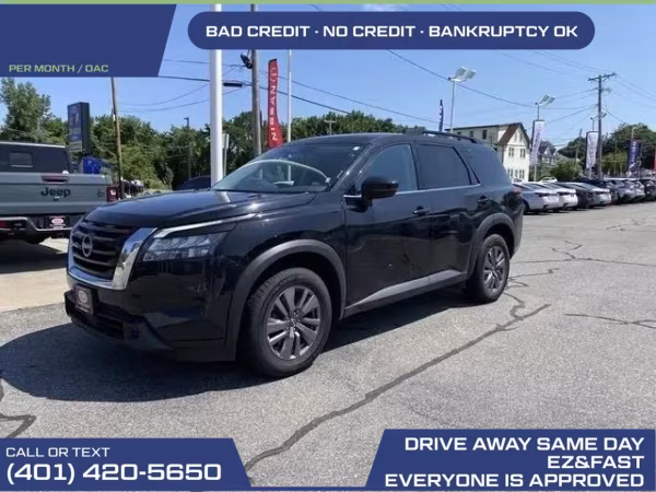 2025 Nissan Pathfinder SV