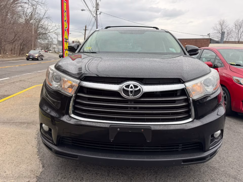 2016 Toyota Highlander XLE - Photo 3